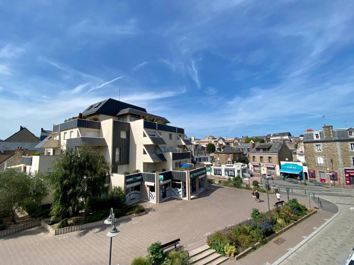 Résidence du Parad'Ice Dinard Esterno foto